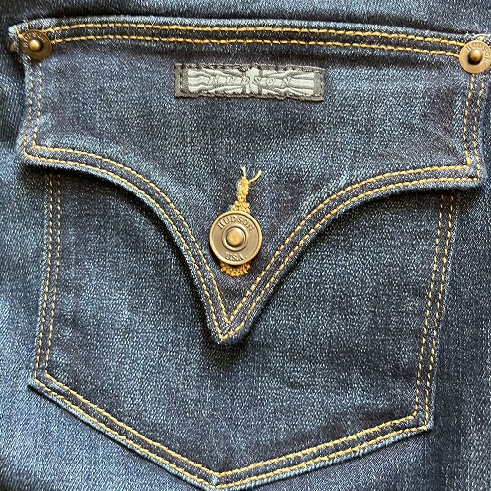 NWT Hudson “Beth Baby Boot” dark denim mid rise jeans - Picture 10 of 13